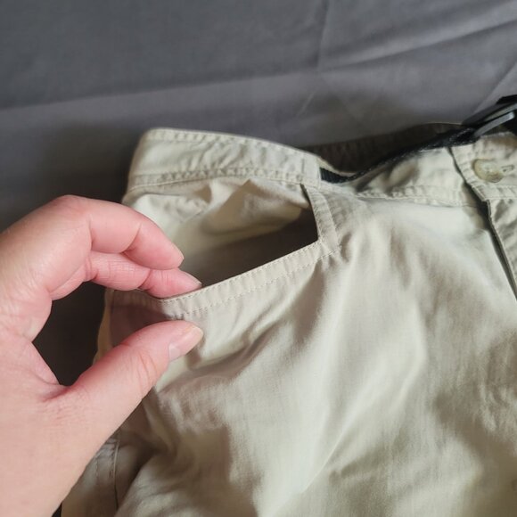 Columbia Capri Pants Womens 8 Cream GRT Omni-Dry Water Repellent Outdoor Hiking - Picture 4 of 13
